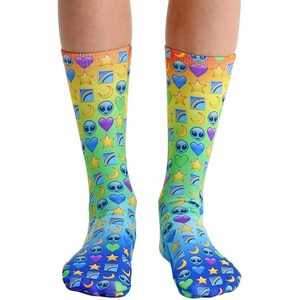 Chaussette sublimation homme chaussette personnalisée entièrement sublimée dernière conception chaussettes douces à séchage rapide - Product Image 1