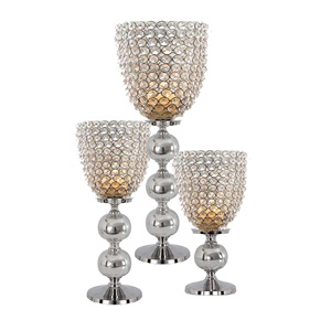 Center <b>Table</b> <b>Decoration</b> <b>Christmas</b> Festival <b>Decoration</b> Lightning Candelabra Candle Stand Material 3 Arm Golden Candle Holder - Product Image 3