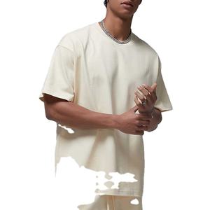 Ensemble short et t-shirt deux pièces personnalisé avec logo pour homme, collection été, faible MOQ, livraison directe disponible 2026 - Product Image 1