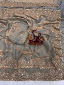 Sari en soie satinée verte de style royal, ethnique indien, dernier modèle, traditionnel, exclusif, avec un chemisier fantaisie, tenue de mariée élégante pour femmes - Product Image 2