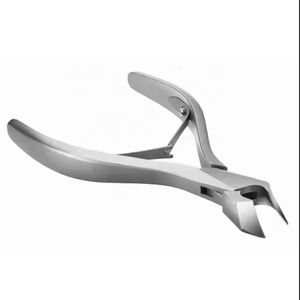 Cortaúñas Curvo con Apertura de Mandíbula Ancha, Borde de Corte Afilado, Agarre Antideslizante Duradero, Acero Inoxidable, Preciso y Seguro para Uñas de los Dedos - Product Image 1