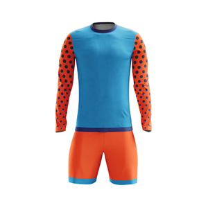 Maillot de football personnalisé en gros à séchage rapide, manches courtes, léger, respirant, qualité supérieure, 100 % polyester - Product Image 4