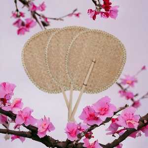 Cœur d'éventail de main de tissage d'artisanat de bambou/ventilateurs de main de paume personnalisés tissés à la main ventilateur de raphia de rotin - Product Image 4