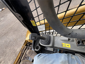 Cargadora Compacta de Orugas CATERPILLAR 289D de Segunda Mano, Bien Mantenida, Totalmente Inspeccionada, Año 2015, en Venta con Envío - Product Image 6