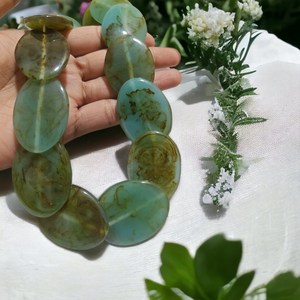 Venta caliente Collar corto de primera calidad Mujeres Nueva joyería de resina India Color verde marrón Forma ovalada Resina Collares de cuentas de moda - Product Image 3