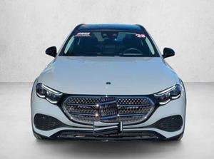 Clase E 2025 E 450 4MATIC ® Vagoneta Todoterreno 4x4 (3.0L 6 cilindros Turbo híbrido ligero gasolina/eléctrico 9A) - Product Image 4