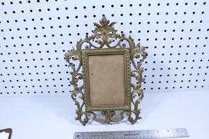 Antique Style Brass Metal <b>Photo</b> <b>Frame</b> Handcrafted Detailing and Smooth Finishing for Classic Square-shaped Home Interiors - Product Image 5