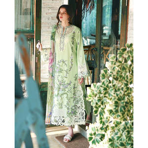 Ensemble élégant pour femme MUSHQ, chemise en tissu brodé 3 pièces avec dupatta imprimé en soie et pantalon - BIC-4908 - Product Image 3