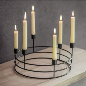 Bougeoir géométrique en métal décoratif au design moderne, fait à la main, pour la décoration intérieure et les occasions spéciales de Noël - Product Image 6