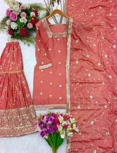 ชุดสูท punjabi ดีไซน์ใหม่ชุดเดรสหนักชุดเดรสปักลายชุดทำงาน salwar kameez สำหรับผู้หญิงโดยการสร้าง meetali