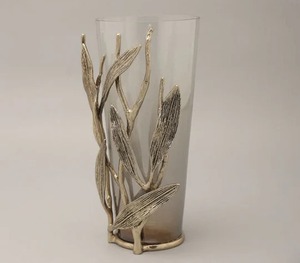 Exquisite Vintage Leaf Accent Flower <b>Vase</b> Classic <b>Decorative</b> Piece Enhancing Living Spaces Bedrooms And Office Decor - Product Image 6