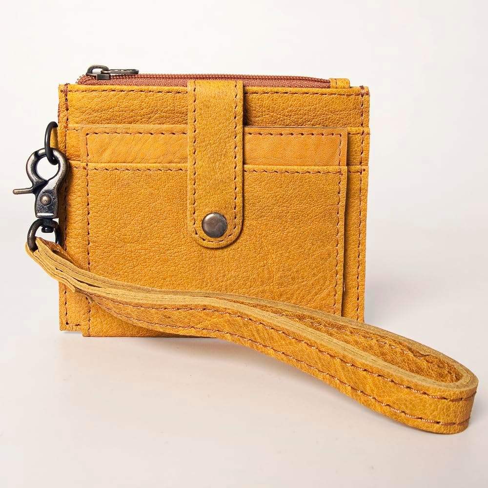 สีเหลือง