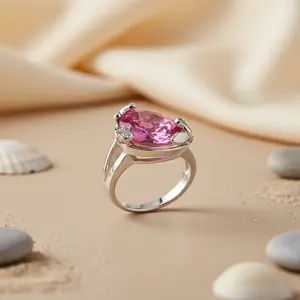 Bague statement en argent 925 pour femme, pierre précieuse rose sertie en bélière, design en forme de main en laiton, taille unique, marque privée sous licence 'IS', boîte - Product Image 2
