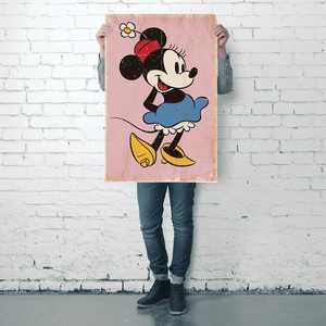 Póster Retro Rosa de Minnie Mouse con un Retrato Distintivo - Product Image 4