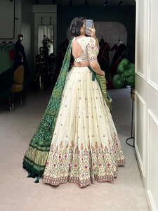 Gorgeos Looking Khadi Coton Avec Paillettes Et Fil Broderie Lehenga Choli Fabricant De L'Inde - Product Image 5