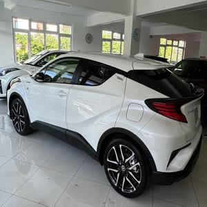 Acheter des C-HR Toyota d'occasion sans accident Historique Frais et propre Assez utilisé Automatique bon marché Meilleur prix en stock à vendre - Product Image 5