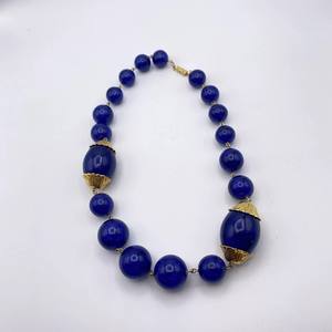 Collier de perles en résine artisanal à la mode avec modèle inspiré de l'art et motif de fleurs pour femmes et hommes - Product Image 2