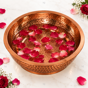 Elegante tazón para pedicura con acabado en cobre dorado y diseño martillado, lavabo de lujo para remojar los pies en spa, para salón y hogar, experiencia relajante - Product Image 3