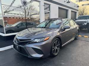 โตโยต้า แคมรี่ เอสอี ปี 2018 - Product Image 2