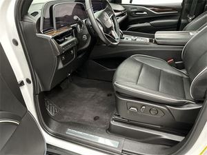 2023 Cadi-llac Escalade ESV Premium Lujo 4WD - Product Image 3