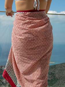 Sarong en coton imprimé à la main, jupe de plage, pareo, châle, écharpe, voile de coton floral, vêtement d'été - Product Image 5