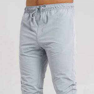 Pantalones grises clásicos: estilo elegante con dobladillo abierto con cómoda cintura híbrida y bolsillos funcionales - Product Image 6