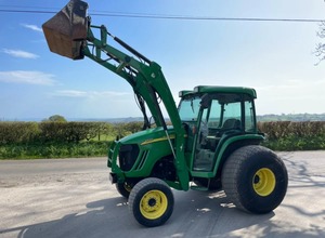 Pour 4520 tracteur de marche 22HP Cummins Engine Shuttle Gearbox Chargeur frontal 4 1 Bucket 10001-20000 Heures Full Glass Cab - Product Image 6