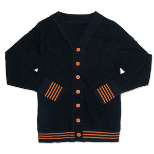 Pull d'hiver décontracté personnalisable pour femme Cardigan à col en V avec motif à rayures Patch en chenille de fraternité avant et arrière OEM - Product Image 1