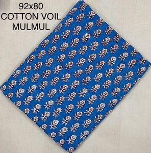 Tissu d'activewear de poids moyen, imprimé en bloc, coton, motif indien traditionnel, qualité semblablement bonne, couleurs vibrantes, bleu rose - Product Image 2