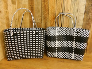 Fashion Plastic Shopping Bags Multiple Sizes <b>for</b> Retail Clothing and Fashion Brands - Product Image 5