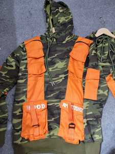 Ensemble de survêtements personnalisés de haute qualité unisexe avec logo personnalisé et ensemble de joggings au design unique - Product Image 4