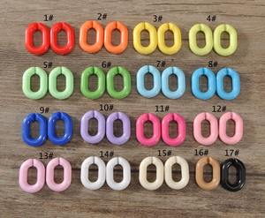 Chaîne murale décorative en résine époxy artisanale, élégante décoration murale en résine époxy, chaîne à maillons pour le style intérieur - Product Image 3