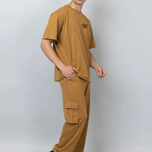 Último diseño ropa casual hombres pantalones cortos manga Color sólido transpirable camisetas y pantalones conjunto para la venta - Product Image 3