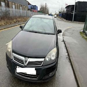 VAUXHALL ASTRA USADO CON VOLANTE A LA IZQUIERDA/DERECHA - Product Image 1