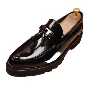 Chaussures habillées en cuir verni à pampilles pour hommes, style brogue, avec semelle épaisse et talon compensé, idéales pour le bureau et les mariages - Product Image 6