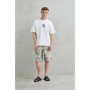 Unisex 100% oversize cotone bianco t-shirt Lestel Ferit Design con architettura barcellona stile donna - Product Image 1