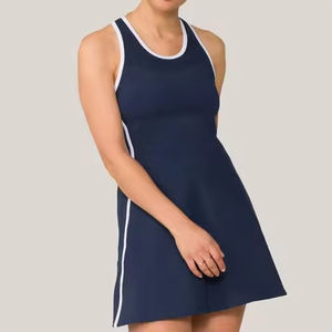 Robe d'uniforme de tennis personnalisée pour femmes, légère et flexible, parfaite pour les écoles, les clubs et les professionnels. - Product Image 1