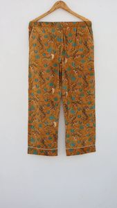 Conjunto de pijama de algodón puro con estampado de tigre Ropa de noche de lujo Traje de noche de algodón indio suave-Regalo perfecto para ella - Product Image 4