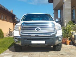 2015 pour Toyota Tundra V8 utilisé FWD Drive avec direction gauche intérieure en cuir foncé - Product Image 3