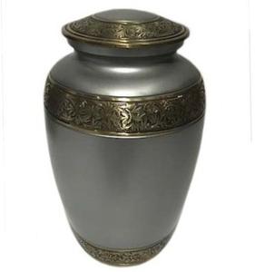 Édition spéciale Fournitures funéraires inférieures Vase pour le stockage des cendres humaines Urne en métal de style américain faite à la main pour la crémation - Product Image 6