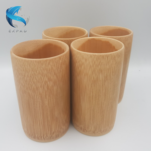 Elegante taza de madera de bambú para fiestas y reuniones - Product Image 1
