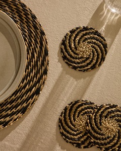 Alfombrilla negra de algas marinas con combinación de colores naturales Productos ecológicos Hecho en Vietnam Decoración de mesa al por mayor - Product Image 4