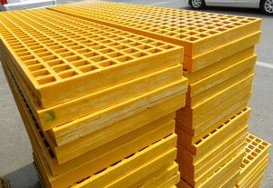 Passerelle <span class=keywords><strong>en</strong></span> grille moulée <span class=keywords><strong>en</strong></span> <span class=keywords><strong>fibre</strong></span> <span class=keywords><strong>de</strong></span> <span class=keywords><strong>verre</strong></span>, grille <span class=keywords><strong>en</strong></span> FRP - Product Image 3