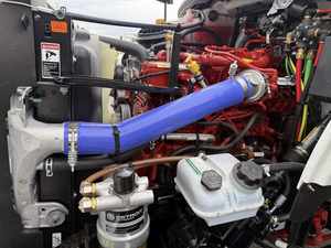 À VENDRE : Camion plateau 2026 M2 106 à double essieu de 24 pieds, en excellent état - 360 CV, boîte automatique Allison RDS à 6 vitesses, prêt à être expédié dans le monde entier - Product Image 5