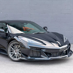 Corvette Z06 Convertible 3LZ 2025 ~4,300 Millas, Motor V8 LT6 de 670 hp, Paquetes de Apariencia Aerodinámica y del Motor en Carbono, Interior Habanero - Product Image 1