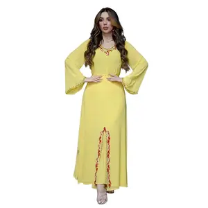 AM084 New designs V-neck long sleeve Wholesale women Sewing diamond beading dress abaya low Moq Muslim Ladies Abaya skirt