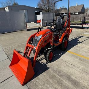 Kubota BX23S-Mini tracteur compact 4x4 à moteur diesel avec pompe à noyau, pièces pour le jardin, la ferme, vente en gros en stock - Product Image 3