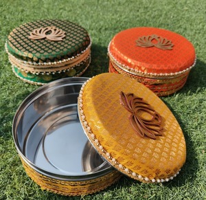 Caja de acero decorativa de loto de 250, 500 gramos, caja de regalo de Ramadán Eid, recuerdo de boda, caja de almacenamiento Laddoo dulce, favores tradicionales indios - Product Image 5