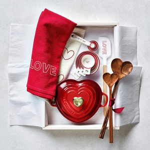 Ensemble de cuillères en bois en forme de cœur faites à la main, finition lisse, durables, écologiques, idéales pour la cuisine, le service et les cadeaux pour les êtres chers - Product Image 3