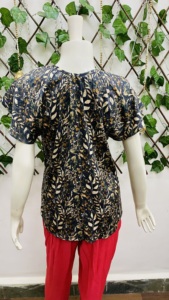 Top Versátil de Primera Calidad para Salidas Diurnas, Cenas Nocturnas y Transiciones de Estilo sin Esfuerzo a un Precio Económico desde India - Product Image 4